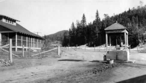 Well at Junction House, Circa 1910-1930